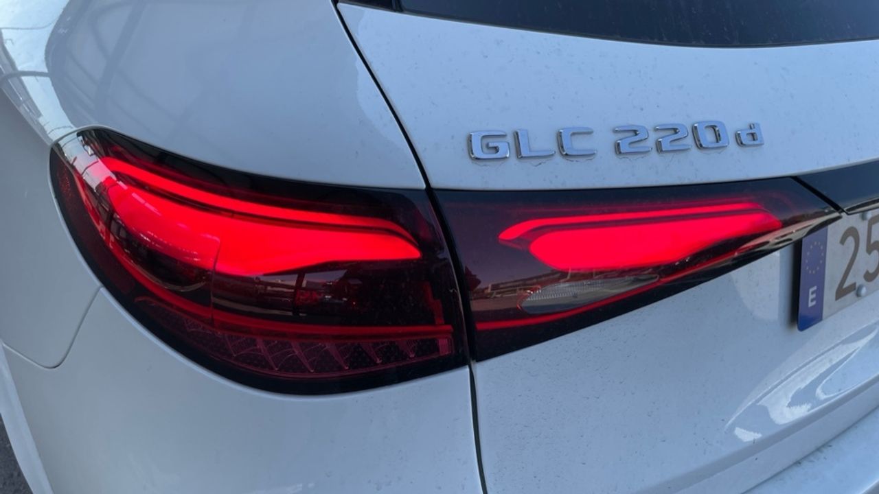 mercedes-glc-glc-220-d-4matic-imagen-19