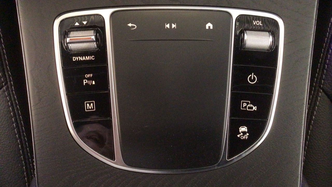 mercedes-clase-glc-glc-300-e-4matic-imagen-19