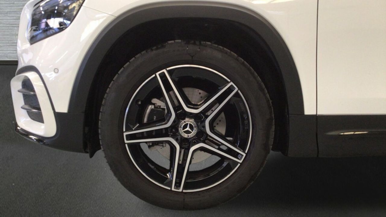 mercedes-glb-glb-200-imagen-4