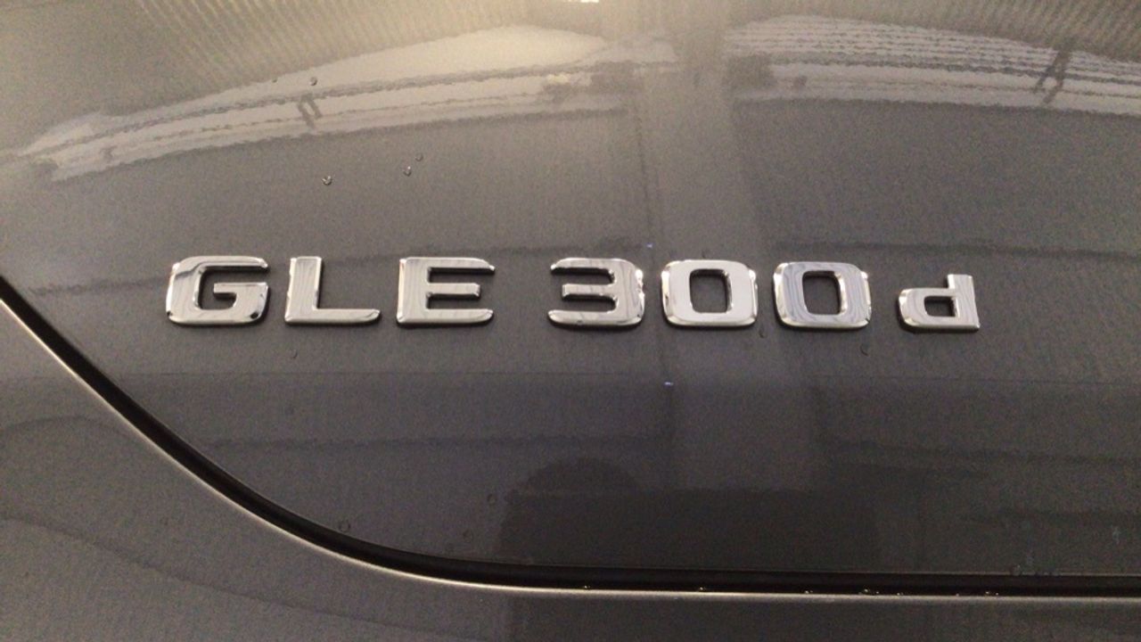 mercedes-clase-gle-gle-300-d-4matic-imagen-11