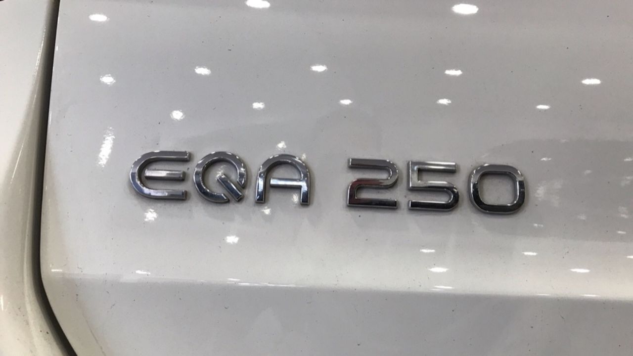 mercedes-eqa-eqa-250-imagen-11