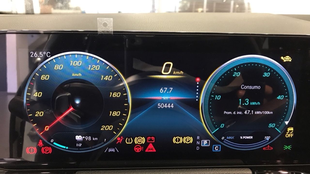 mercedes-eqa-eqa-250-imagen-16