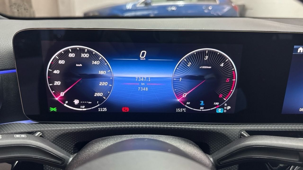 mercedes-clase-a-a-180-d-imagen-18