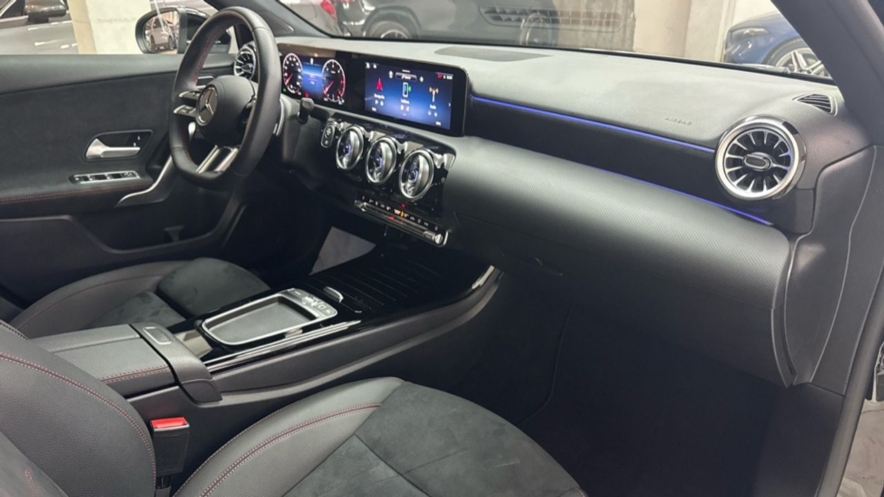 mercedes-clase-a-a-180-d-imagen-9