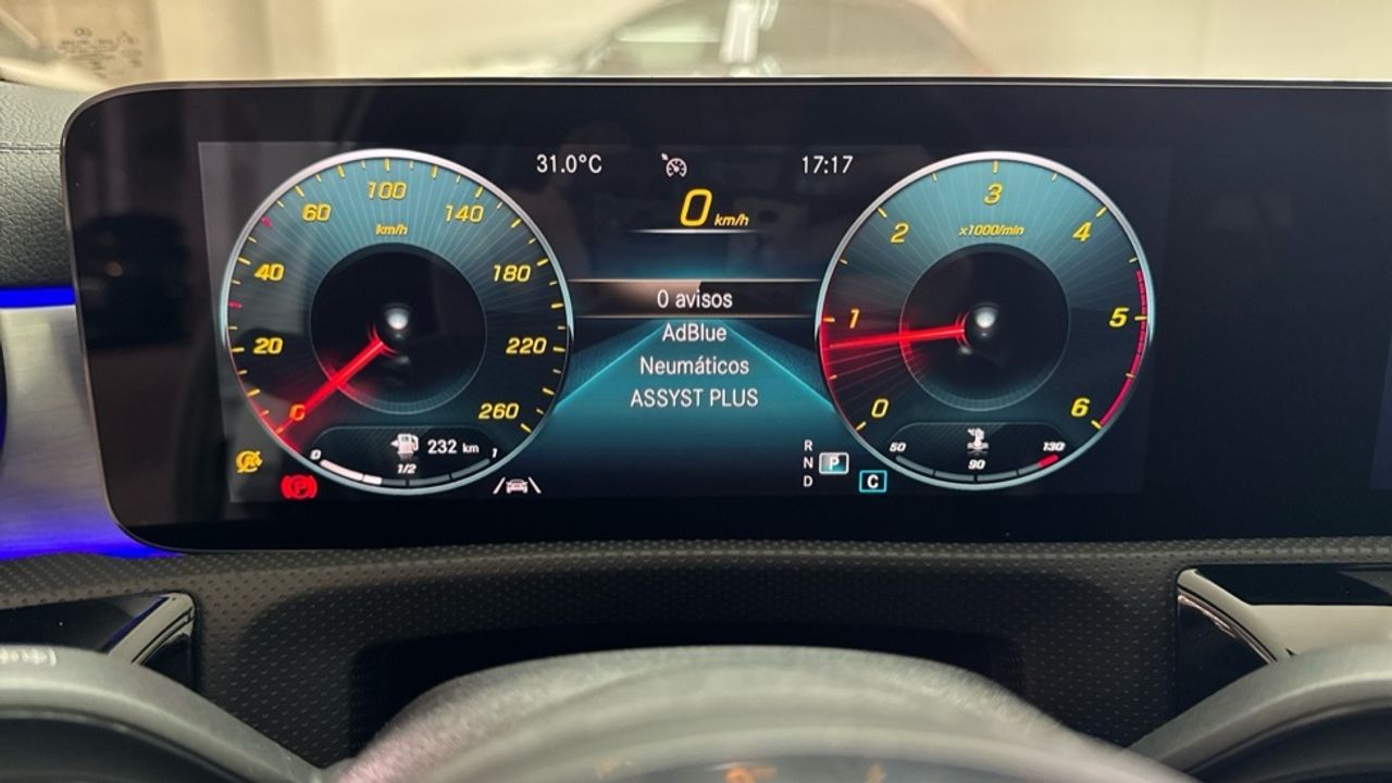 mercedes-clase-a-a-180-d-imagen-18