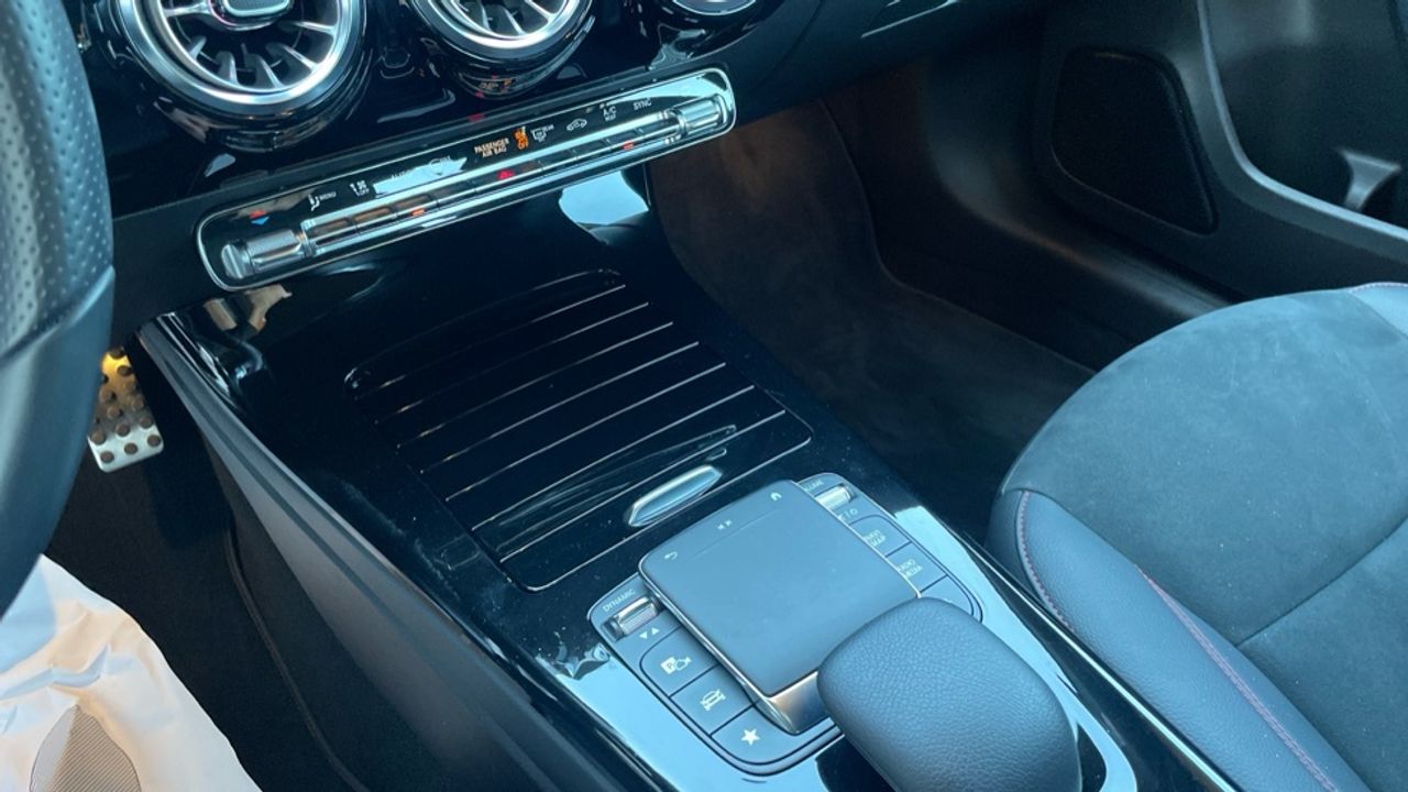 mercedes-clase-a-a-200-d-sedan-imagen-15