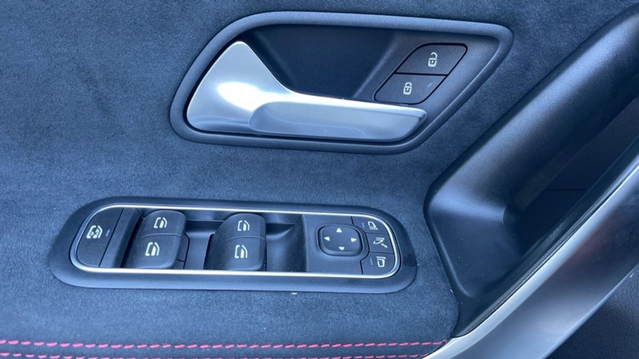 mercedes-clase-a-a-200-d-sedan-imagen-16