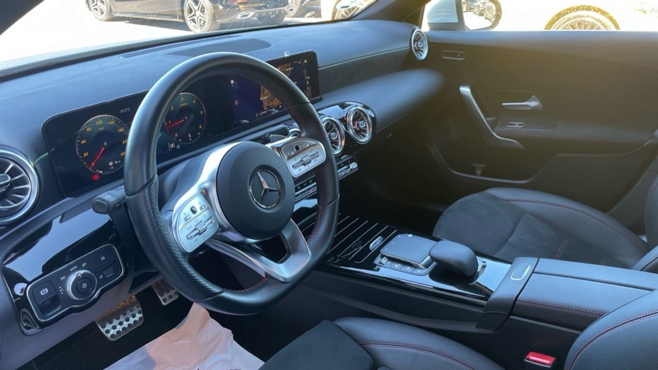 mercedes-clase-a-a-200-d-sedan-imagen-5