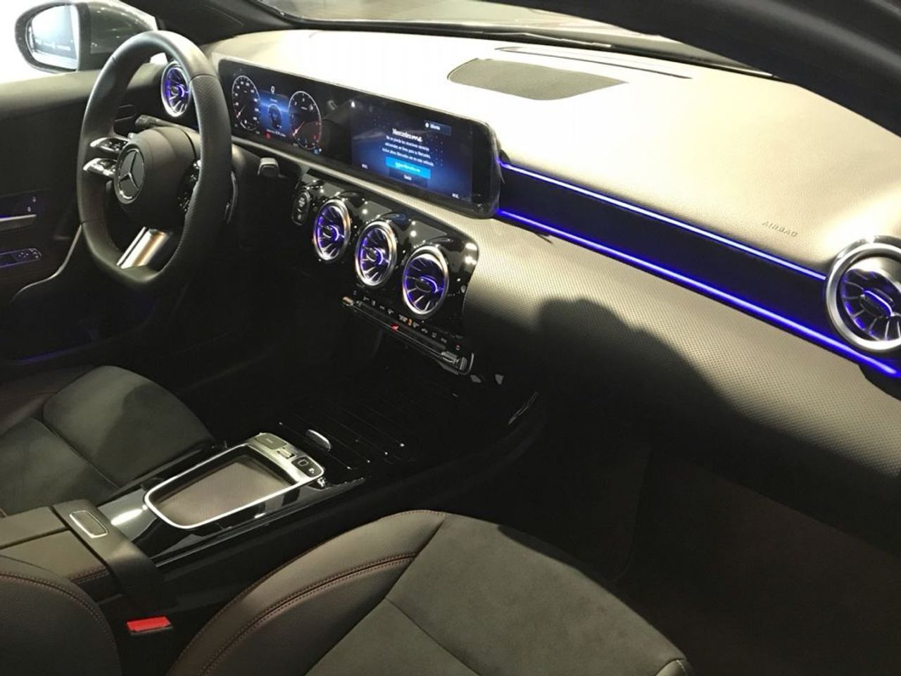 mercedes-clase-a-a-180-d-imagen-9