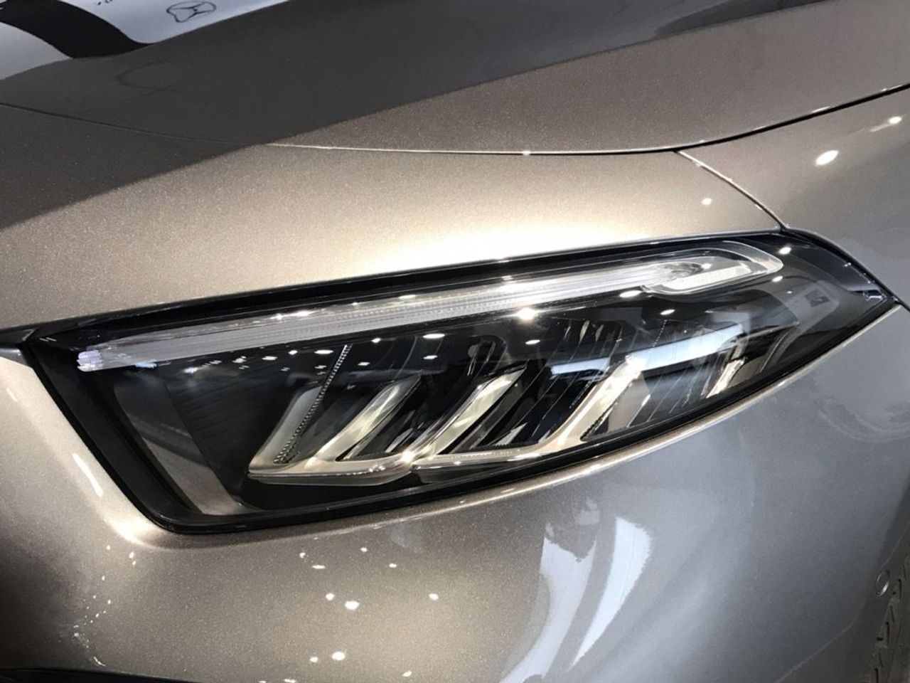 mercedes-clase-a-a-180-d-imagen-14