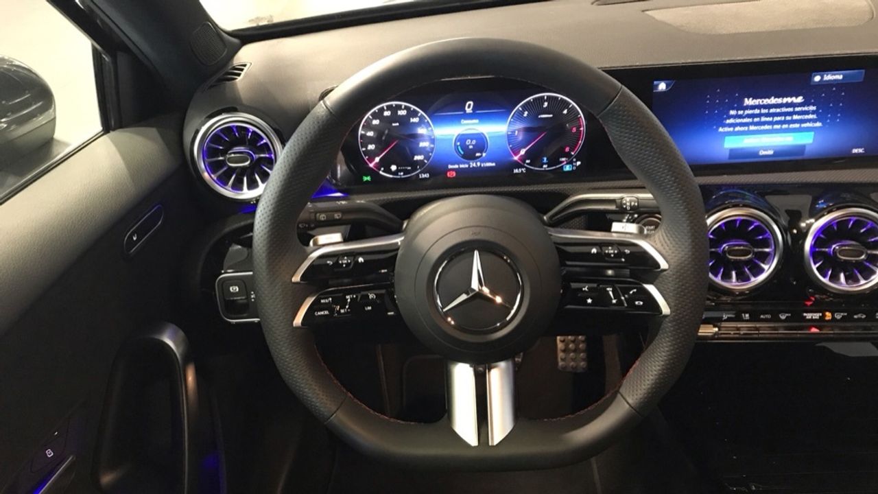 mercedes-clase-a-a-180-d-imagen-8