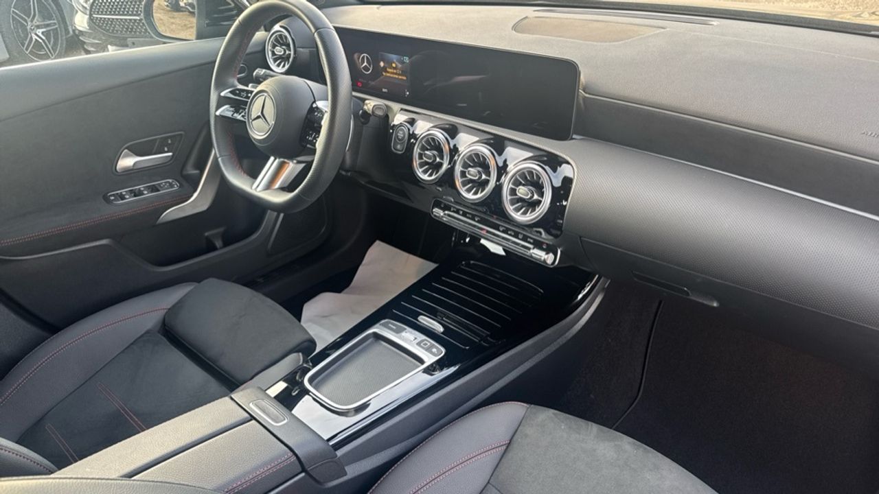 mercedes-clase-a-a-180-d-imagen-9