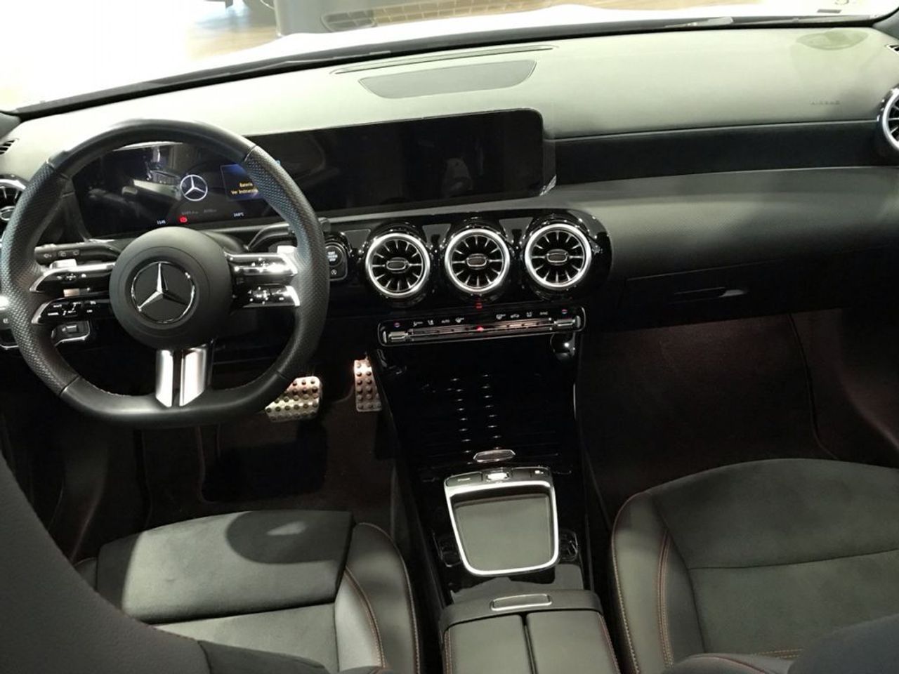 mercedes-clase-a-a-180-d-imagen-7