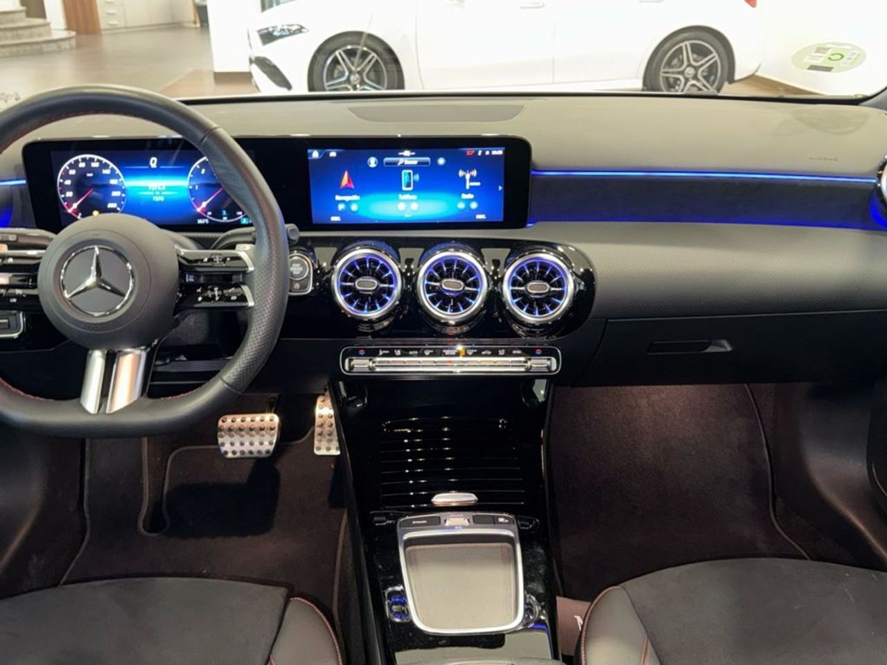 mercedes-clase-a-a-180-d-imagen-7