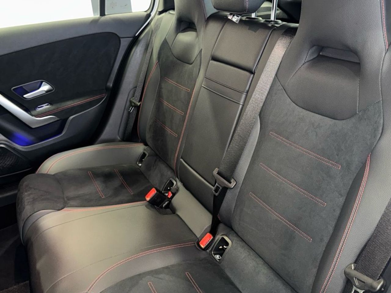 mercedes-clase-a-a-180-d-imagen-10