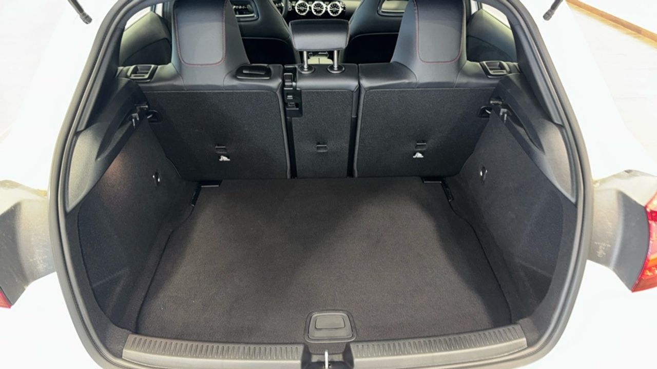 mercedes-clase-a-a-180-d-imagen-13