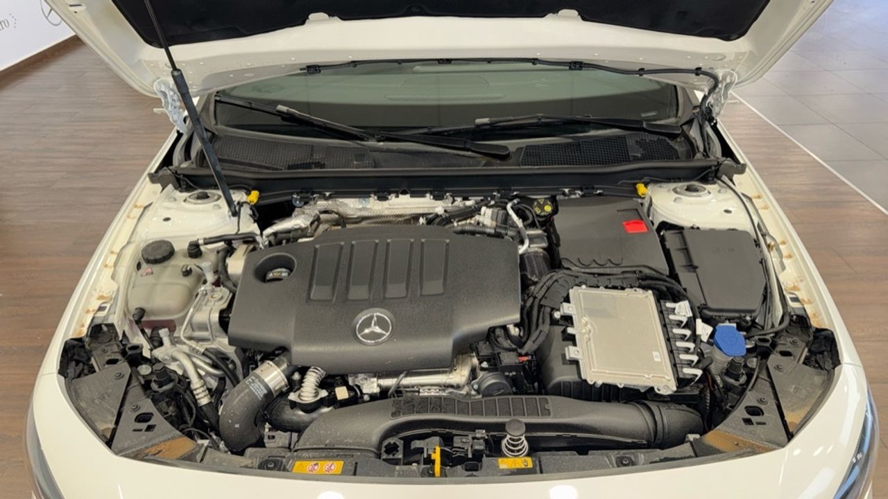 mercedes-clase-a-a-180-d-imagen-16