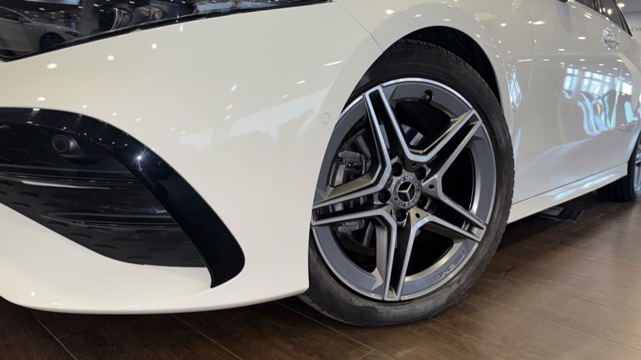 mercedes-clase-a-a-180-d-imagen-12