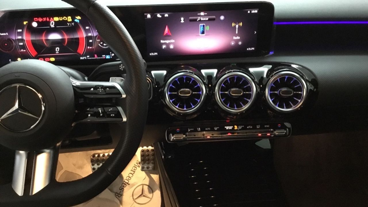 mercedes-clase-a-a-180-d-imagen-21