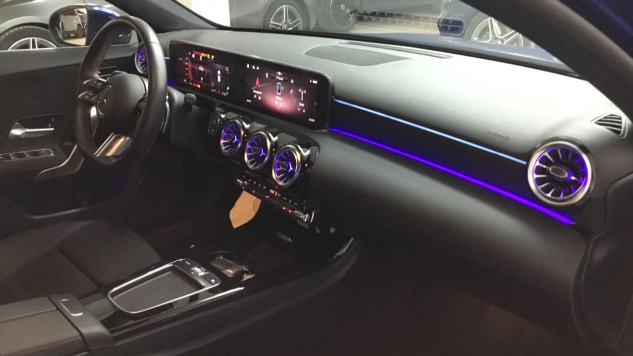 mercedes-clase-a-a-180-d-imagen-9