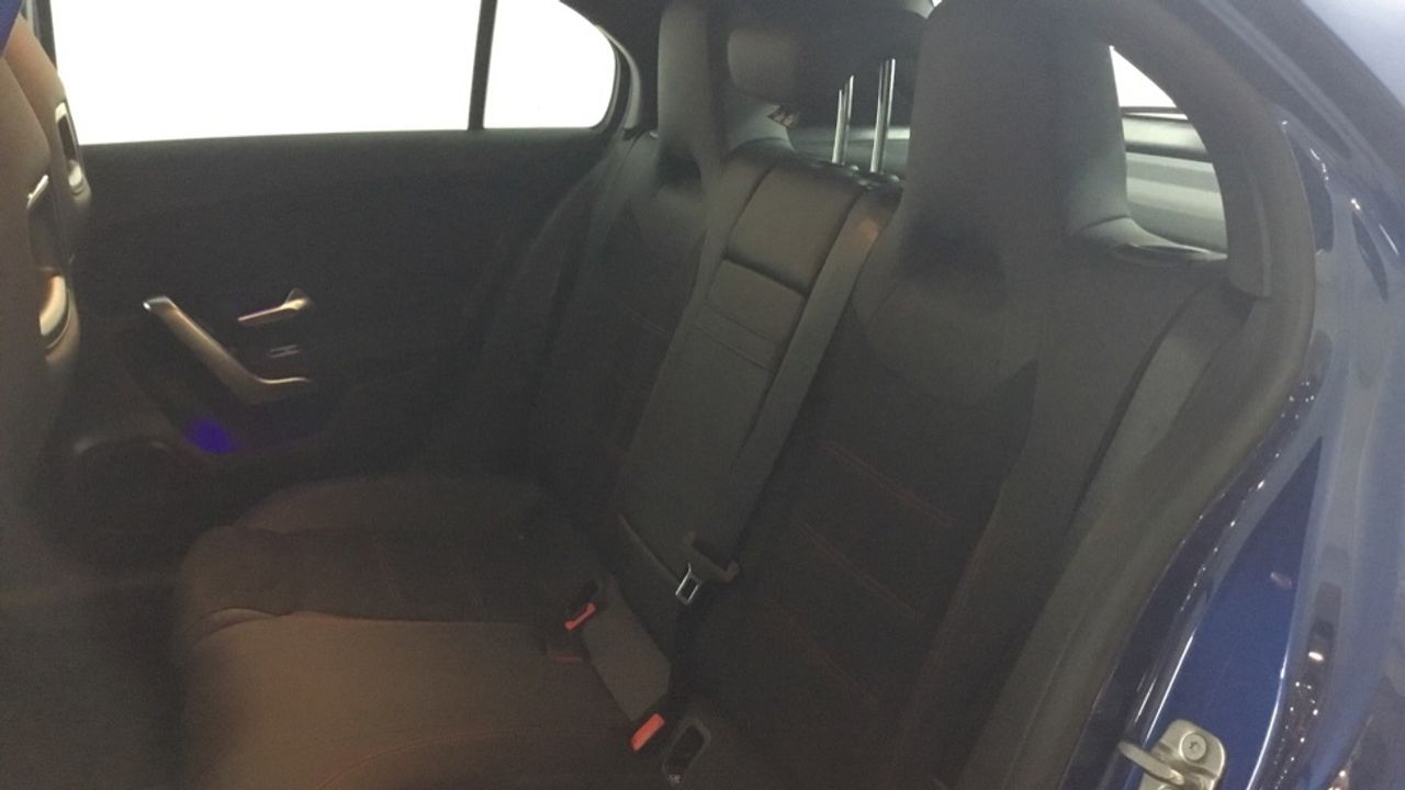 mercedes-clase-a-a-180-d-imagen-10