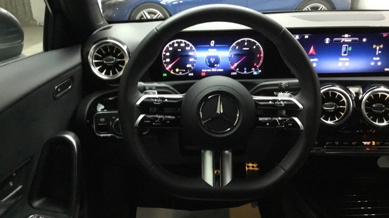 mercedes-clase-a-a-180-d-imagen-8