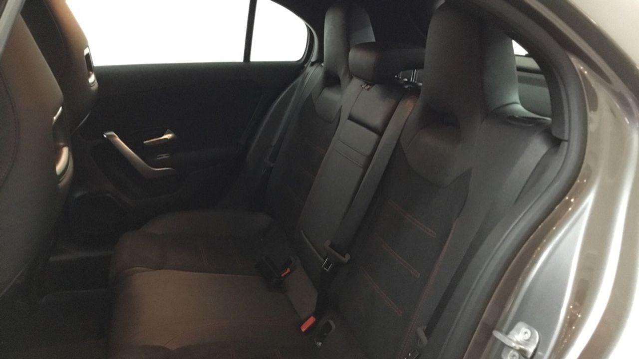 mercedes-clase-a-a-180-d-imagen-10