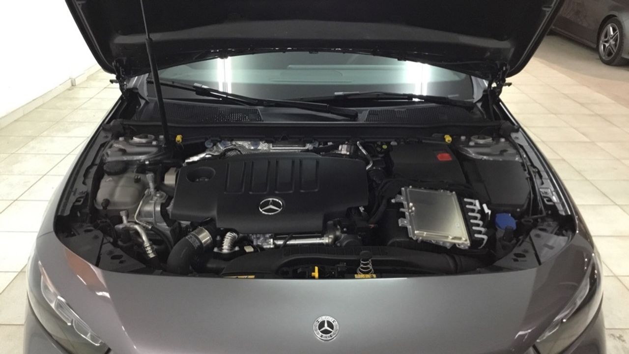 mercedes-clase-a-a-180-d-imagen-16