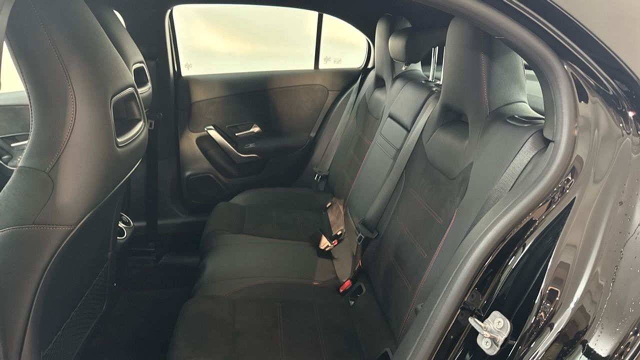 mercedes-clase-a-a-180-d-imagen-10