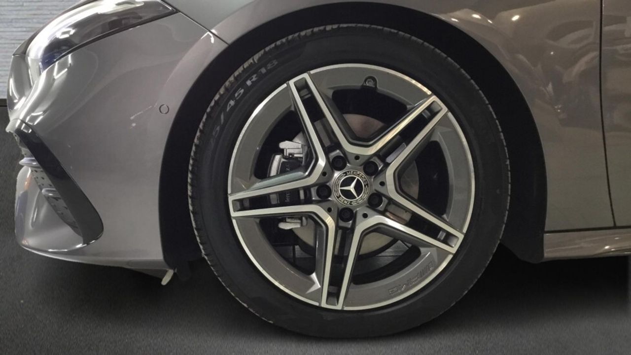 mercedes-clase-a-a-180-d-imagen-4