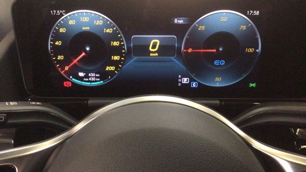 mercedes-eqa-eqa-250-imagen-17