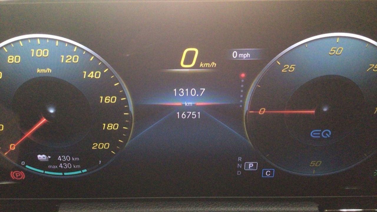 mercedes-eqa-eqa-250-imagen-24