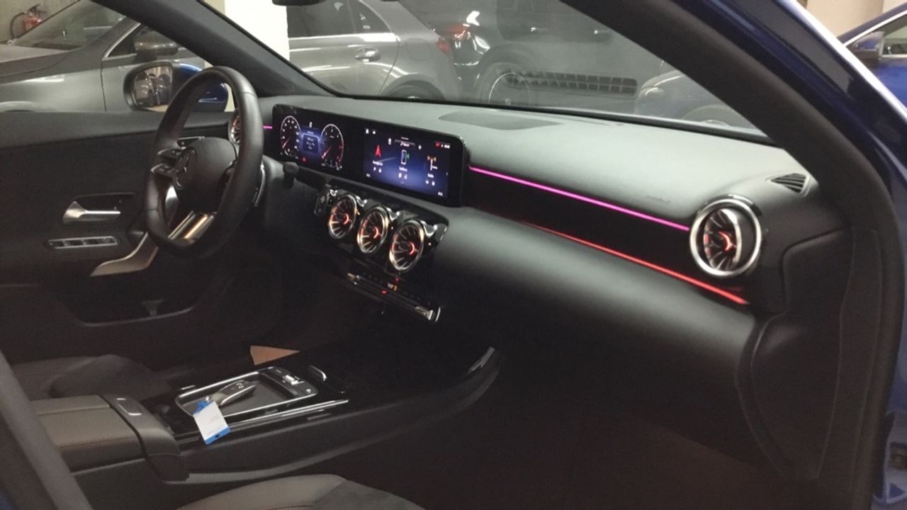 mercedes-clase-a-a-200-d-imagen-9