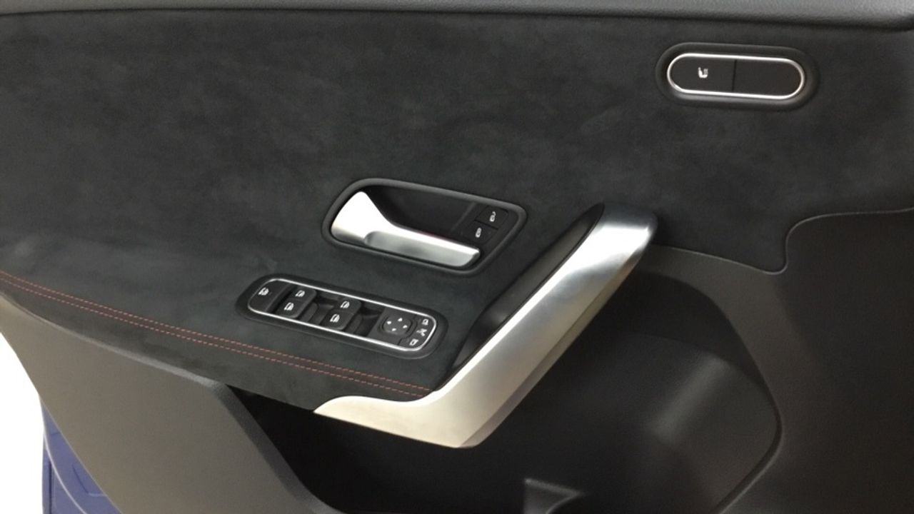 mercedes-clase-a-a-200-d-imagen-23