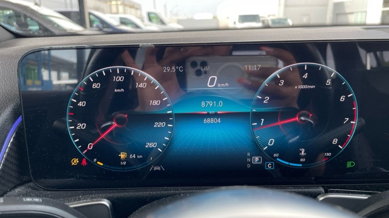 mercedes-glb-glb-200-imagen-11