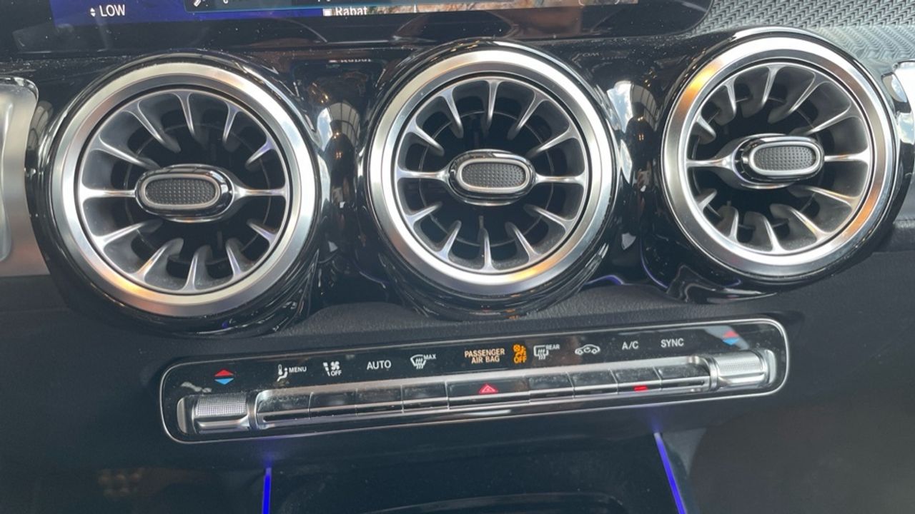 mercedes-glb-glb-200-imagen-14