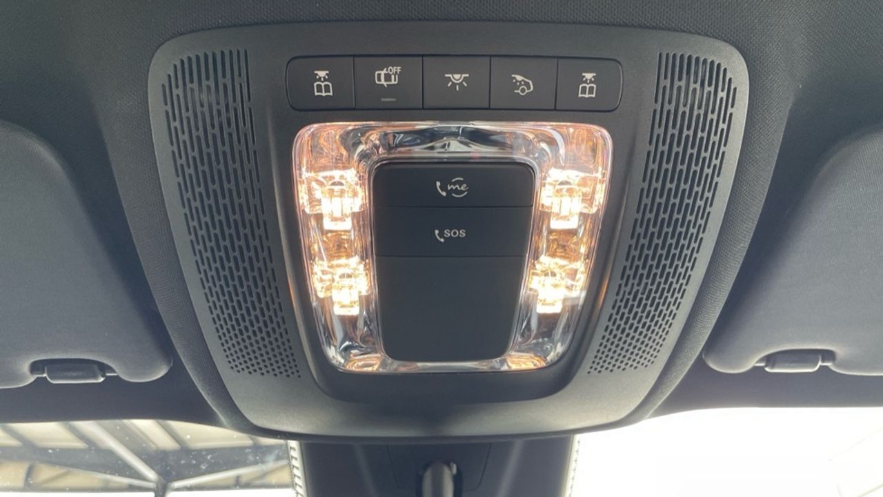 mercedes-glb-glb-200-imagen-12