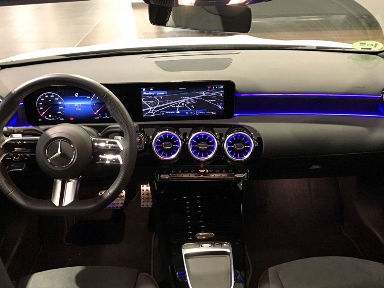 mercedes-clase-a-a-180-d-imagen-7