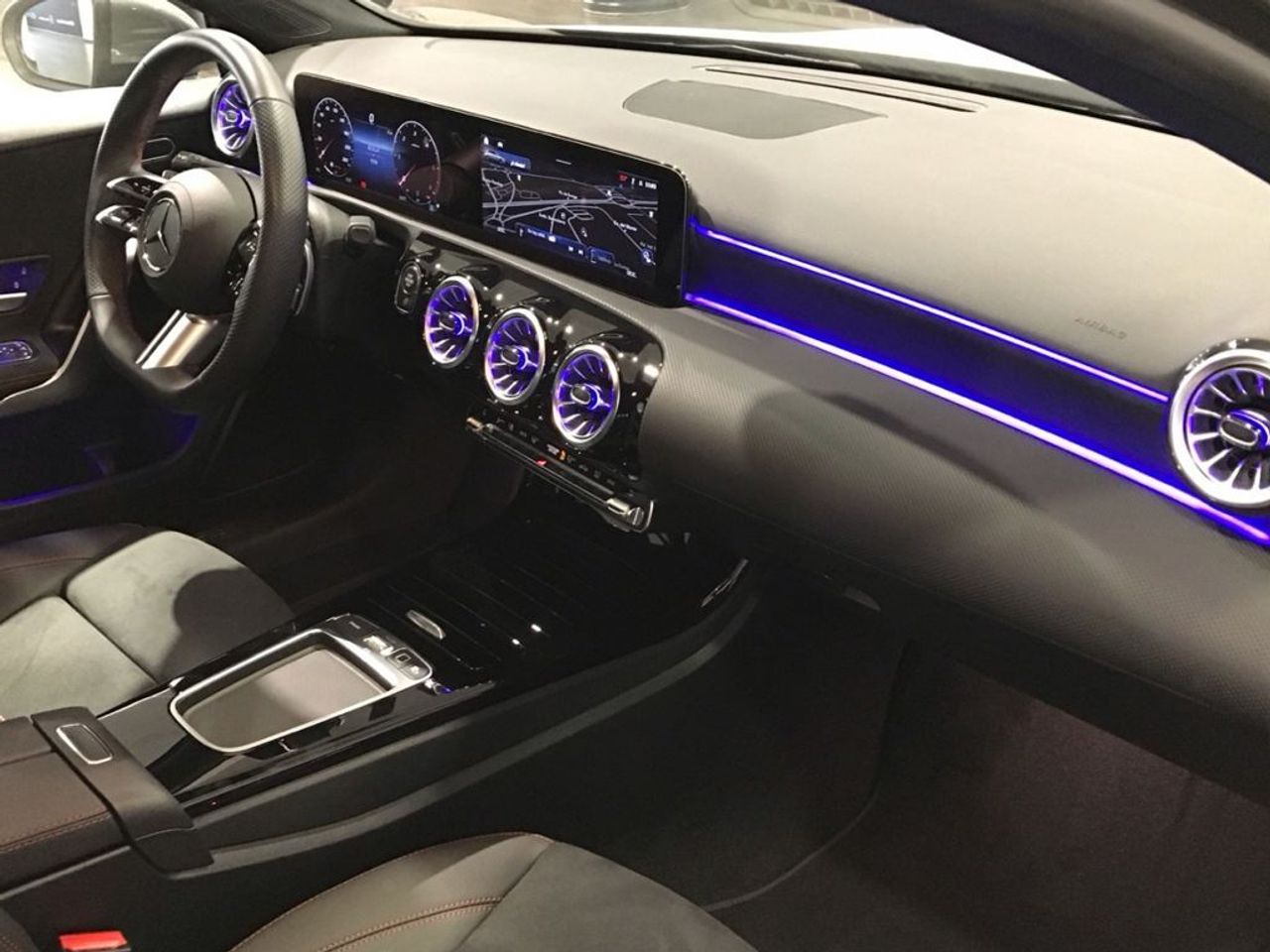 mercedes-clase-a-a-180-d-imagen-9