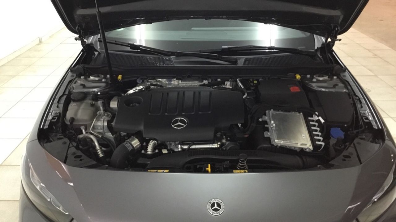 mercedes-clase-a-a-180-d-imagen-16