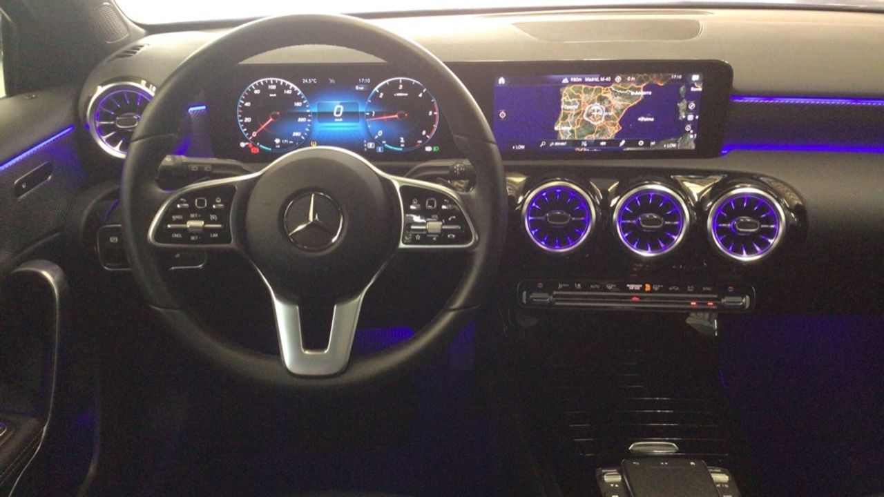 mercedes-clase-a-a-200-d-imagen-8