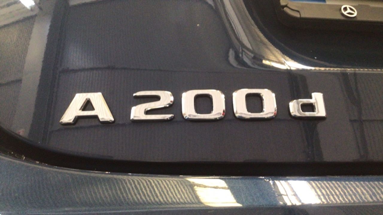 mercedes-clase-a-a-200-d-imagen-11
