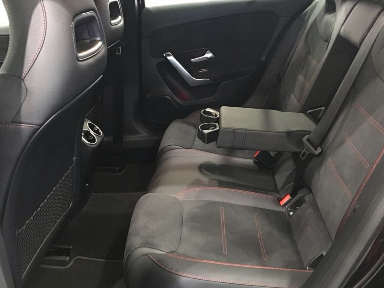 mercedes-clase-a-a-180-d-imagen-15