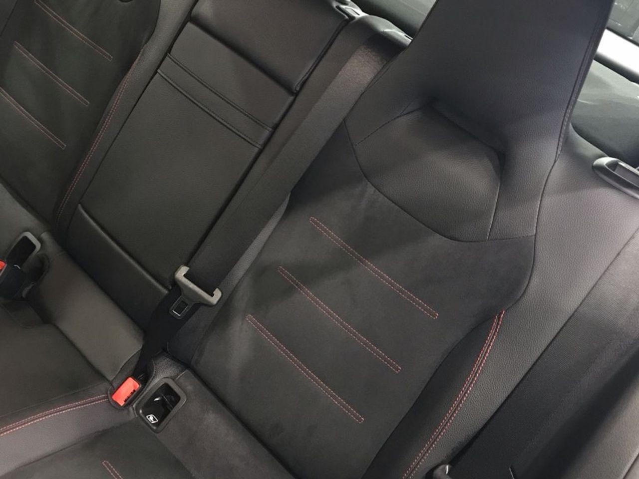 mercedes-clase-a-a-180-d-imagen-10