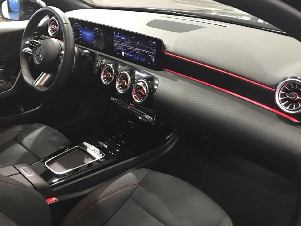 mercedes-clase-a-a-180-d-imagen-9