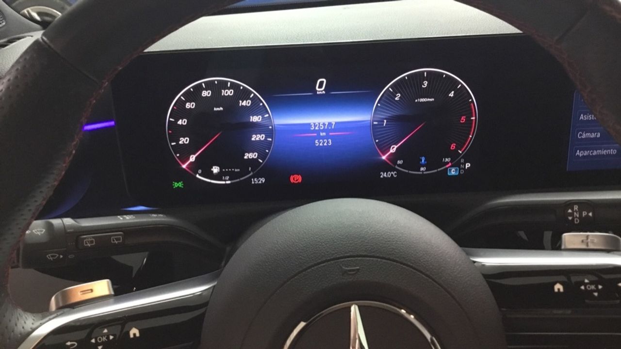 mercedes-clase-a-a-180-d-imagen-18