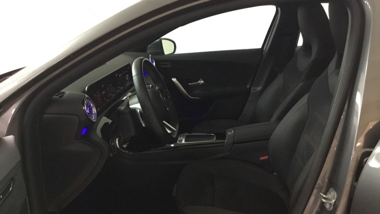 mercedes-clase-a-a-180-d-imagen-6