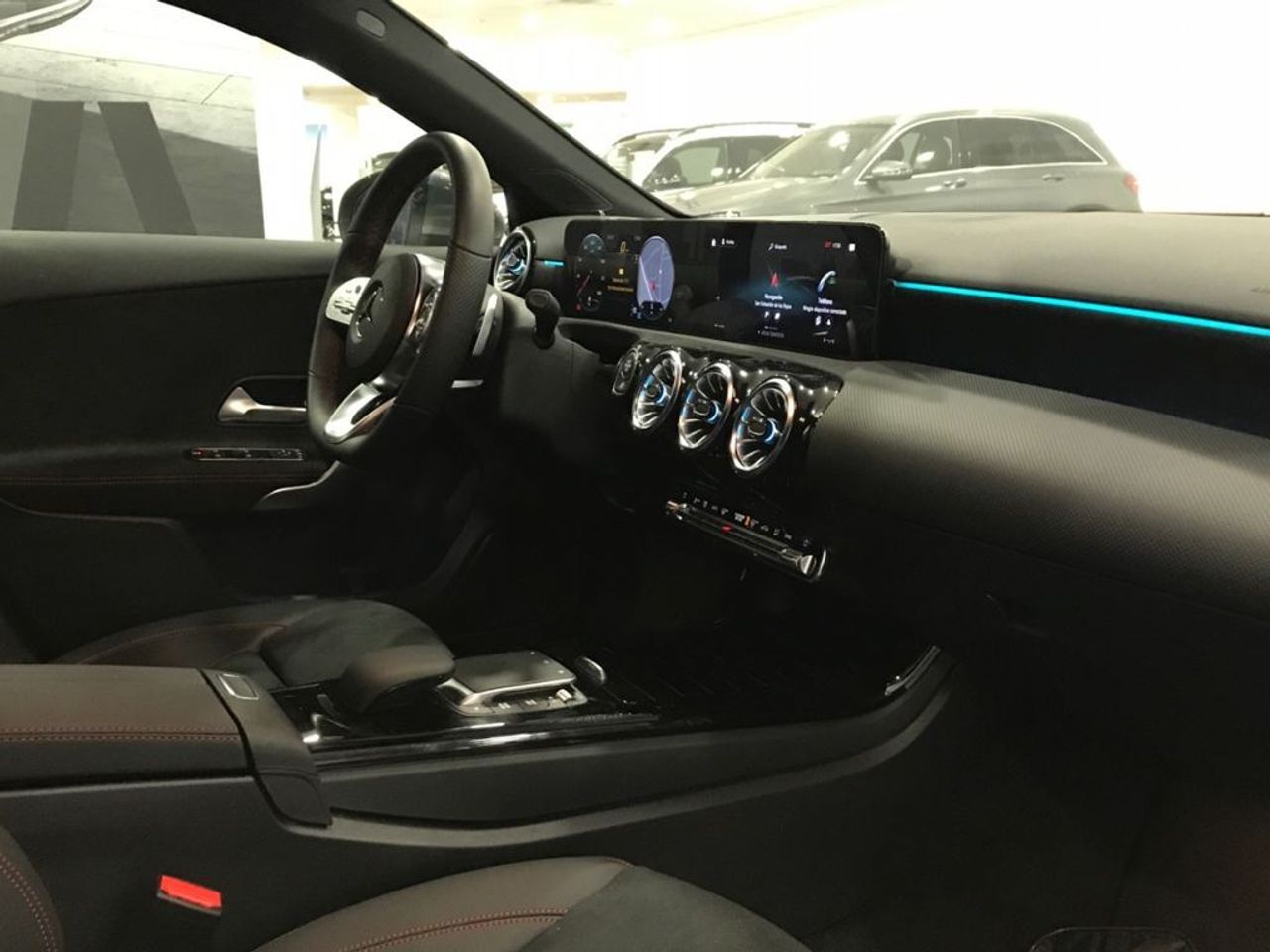 mercedes-clase-a-a-200-d-imagen-9