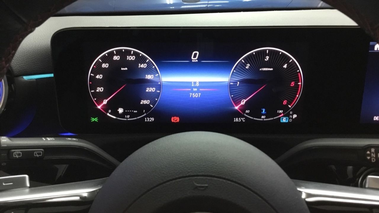 mercedes-clase-a-a-180-d-imagen-18