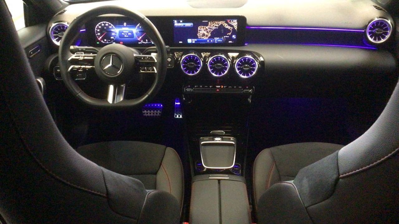 mercedes-clase-a-a-180-d-imagen-7